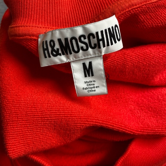 AUTHENTIC Moschino H&M Disney Crewneck - Picture 6 of 7